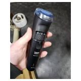 Norelco Philips 100% Waterproof Beard Trimmer 3000 Series with Self-Sharpening Blades, 40 Adjustable Beard Trimmer Length Settings & Two Lift&Trim Combs, USB Charging, BT3620/40