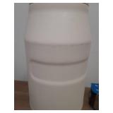 MARKS ON OUTSIDE OF BOTTLE STANLEY IceFlow Cap and Carry Water Bottle 36 oz | Wide Mouth Twist Lid | Lightweight and Leakproof for Travel and Sports | Insulated Stainless Steel | BPA-Free | Cream Glim