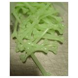 TORINALITAL 120Pcs Halloween Mini Bones, Miniature Glow Decorations, Artificial Plastic Skeleton for Gatherings Decoration Caveman Theme Costume Supplies