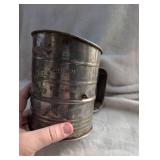 Metal Flour Sifters - 2 ct