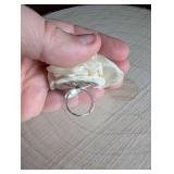 Ivory Satin 3 Rose Ring