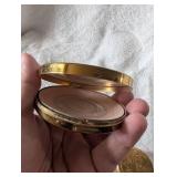 Puffy Dabs Gold Tone Powder Compact