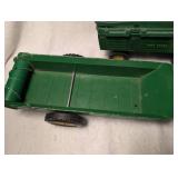 John Deere Toy Farm Wagon + Trailer