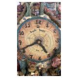 Boyds Bears Clock - Time Waits for No Bear approx 12 inches tall