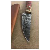 Handcrafted Damascus Steel Knife Full Tang Blade with leather sheath hunting fishing approx 8.5 inches