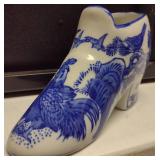 Blue and White Porcelain Decorative Shoe GS80