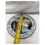 Bradford Exchange Winter Cardinal Plate - Afternoon in Pinegrove