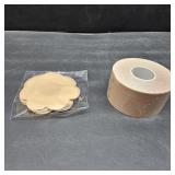Comvyllf Breast Petals,Boob Tape with 5 Pairs Disposable Nipple Covers,Lifting Boobtape for Large Breasts Dress Sport Beige