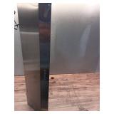 Sarela 30 in. W X 7 in. H 500CFM Convertible Under Cabinet Range Hood in Stainless Steel with LED Lights and Filter (See Pics) - Retail: $199