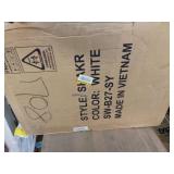 Avondale 27 in. W x 24 in. D x 34.5 in. H Ready to Assemble Plywood Shaker Base Kitchen Cabinet in Alpine White - Retail: $320