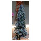 Fraser Hill Farm 6.5` Alaska Flock - Chirstmas Tree - Retail: $350