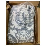 Amazon Basics King Size Comforter Sets, Ultra-Soft Lightweight Microfiber Reversible 3-Piece Bedding, Gray Medallion