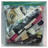Mixed Lot of Zippers - Retail: $8