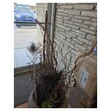 Very large decorative vase with decor