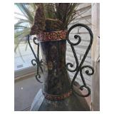 Very large decorative vase with decor