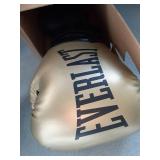 Everlast Elite 2 Boxing Gloves | Pro Training & Heavy Bag Gloves | Men & Women | Ventilated Palm | Multi-Layer Protection | Gold/Black, 14 oz - Retail: $55