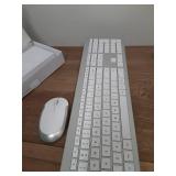 MISSING RECIEVER Wireless Keyboard and Mouse Combo - Full Size Slim Thin Wireless Keyboard Mouse with Numeric Keypad 2.4G Stable Connection Adjustable DPI (White & Silver) - Retail: $34