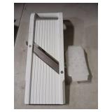 Benriner Mandoline Super Slicer, with 4 Japanese Stainless Steel Blades, BPA Free, 14.5 x 5.25-Inches, New Model