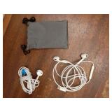 2 Packs USB C Headphones Wired for iPhone 16, Type C Earbuds Earphones with & Volume Control, HiFi Stereo Noise Earbuds Wired for Samsung Galaxy S24/S23/S22/S21/S20 Ultra - Retail: $13