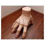 Halloween Fake Hand, Addams Family Style Realistic Severed Hand Prop - Lifelike Horror Cosplay Decoration for Halloween