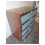 4-Drawer Chest with Frosted Glass Panels