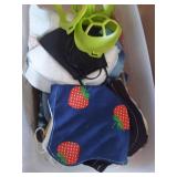 Decorative Word Signs Decor and Crafts Lot