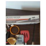 Kitchen Utensil Set with Black+Decker Electric Knife