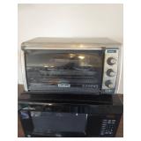 Black & Decker Convection Toaster Oven with GE Microwave