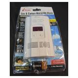 Kidde Carbon Monoxide Detector, Propane, Natural, Methane, & Explosive Gas Alarm, Plug-In Wall with 9-Volt Battery Backup, Digital LED Display - Retail: $92