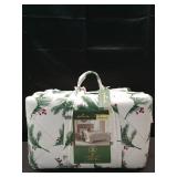 Hallmark Queen Flannel Greenery Print Quilt Set - Retail: $70
