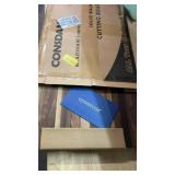 CONSDAN Walnut Cutting Board for Kitchen, USA Grown Hardwood, 16 x 12, with Invisible Inner Handle, Prefinished with Food-Grade Oil, Suitable for Kitchen Edge Grain, 1\ Thickin