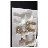 *Missing A Piece* yumhum 3pcs Resin Reindeer Figurines for Christmas Decor Gold Tabletop Reindeer Statues Small Decorative Deer Figurines for Indoor Christmas Tabletop Mantle Decorations