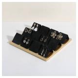 GemeShou Golden coated earring display stand for selling, velvet stud earring holder for jewelry display, Jewlery earring storage organizer tray, studs holder jewelry organizer?Earring holder-Black?