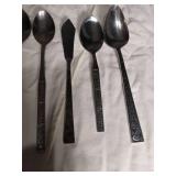 Black Ornate Flatware Spoons Set
