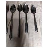 Mixed Stainless Steel Flatware Set