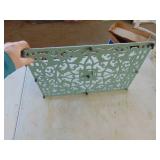 Metal Floor Mat - Plant Holder ?