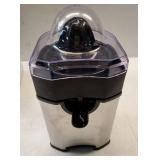 Cuisinart Pulp Control Citrus Juicer, Orange Juicer Squeezer and Lemon Squeezer with 3 Pulp Control Settings, Accommodates Small Limes and Large Grapefruits, CCJ-500P1, Black/Stainless Steel. SPOUT CL