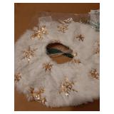 Christmas Tree Skirt, 11 inch Mini White Snowflake Xmas Tree Skirt, Double Layer Faux Snowy Fur with Gold Sequins Skirts Used for Table Top, Birch Table Tree Lights, Christmas Party - Retail: $10