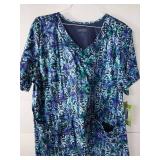 APPEARS NEW - Landau & Med Couture Medical Scrub Tops (Size XL) Lot of 3