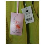 APPEARS NEW - Koi 701p Lindsay & Cherokee Infinity Medical Scrub (Size Small Petite) Style 701P-76 Verde