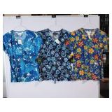 APPEARS NEW - Peaches Floral Print Medical Scrub Top Collection (Size XS) 3 Pack