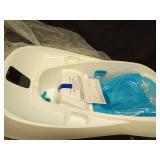 4moms Cleanwater Tub, 3-in-1 Grow-with-Me Baby Bathtub with Digital Thermometer for Newborns to Toddler, Assembled in The USA - Retail: $80