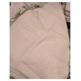 King Sized Quilted Floral Pattern Quilted Bedspread Set