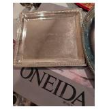 Oneida Maybrook Pierced Round Serving Tray set of 3