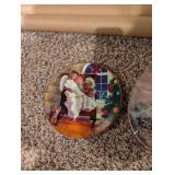 Thomas Kinkade Holiday Angel Lighthouse Collector Plate Set