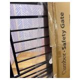 Cumbor 29.7-40.6' Baby Gate for Stairs, Baby Essential Safety Gate, Mom's Choice Awards Winner-Dog Gate for Doorways, Pressure Mounted Auto-Close Pet Gates for Dogs Indoor, Durable Child Gate, Black