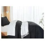 Hisnug Lightweight Quilt Set, Queen Black