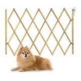 Expandable Wooden Dog Gate