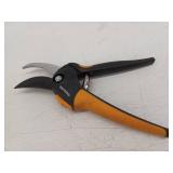 Fiskars Softgrip Bypass Hand Pruner