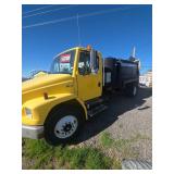 Freightliner FL80 Asphalt Paving Truck with Akzo Nobel System Freightliner FL80 Asphalt Paving Truck with Akzo Nobel System